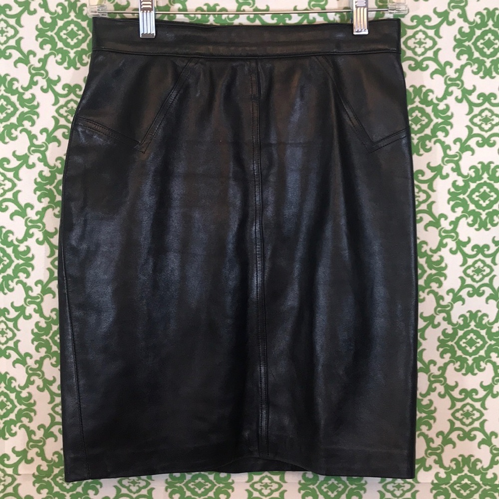 Vintage Alaïa 100% leather skirt sz 42